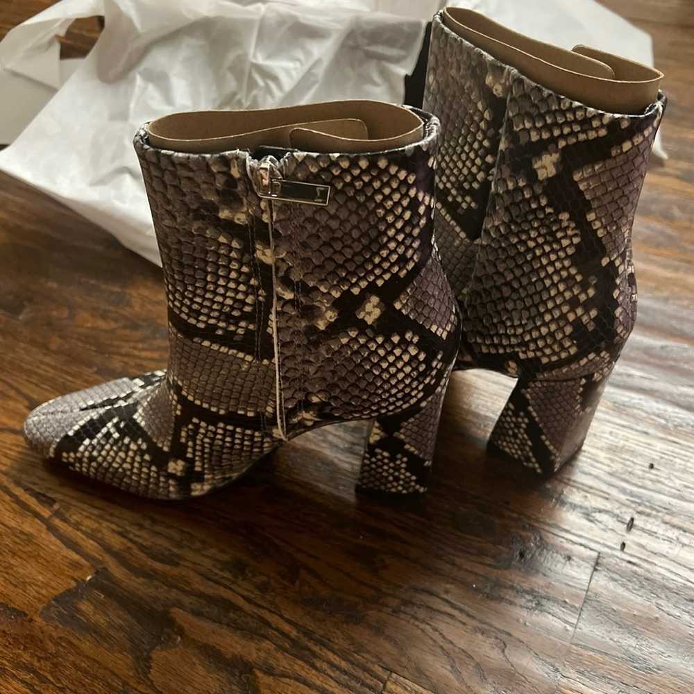 Brand new  Yanara Bootie